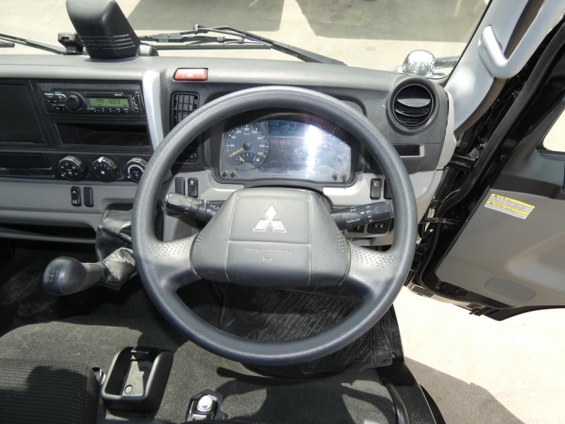 R2キャンター2トン マニュアル平ボディー|中古トラックの販売・買取・査定のアイナビ