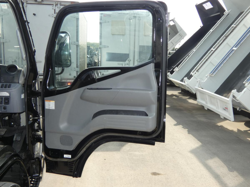 キャンター 2.95トン 平ボディ|中古トラックの販売・買取・査定のアイナビ