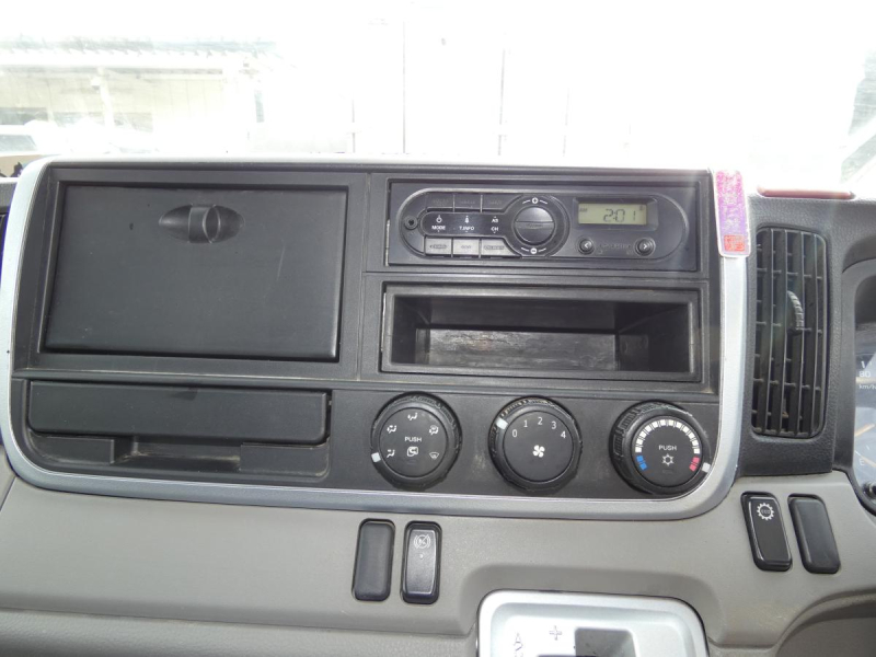 キャンター 2.95トン 平ボディ|中古トラックの販売・買取・査定のアイナビ