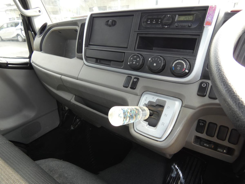 キャンター 2.95トン 平ボディ|中古トラックの販売・買取・査定のアイナビ