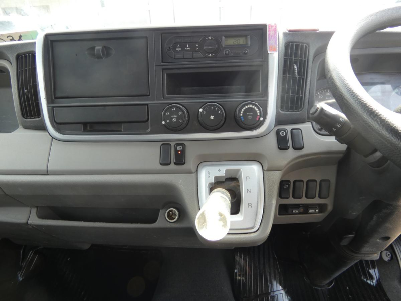 キャンター 2.95トン 平ボディ|中古トラックの販売・買取・査定のアイナビ