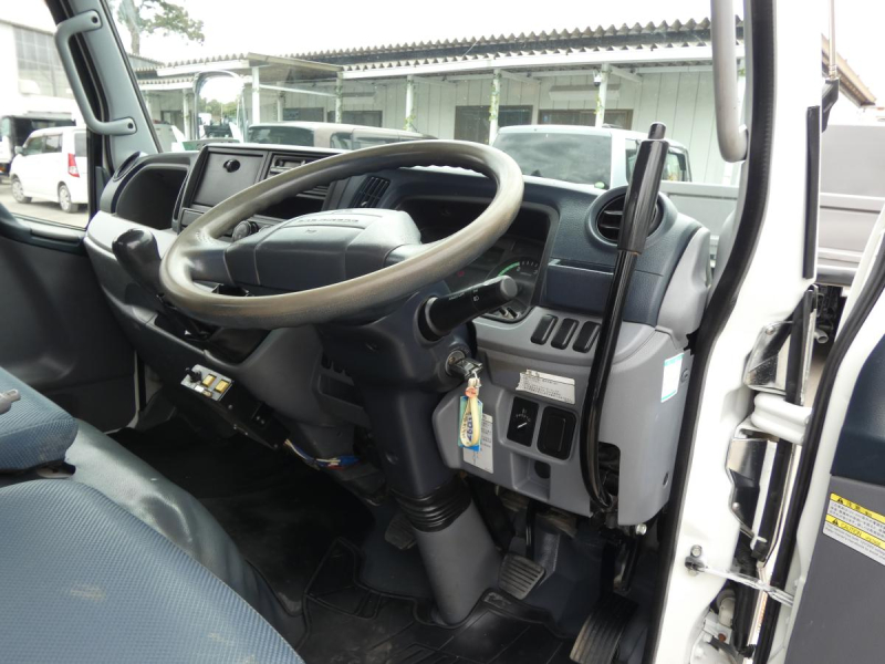 キャンター 3トン ダンプ 260335|中古トラックの販売・買取・査定のアイナビ