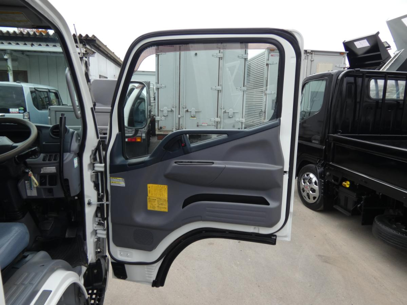 キャンター 3トン ダンプ 260335|中古トラックの販売・買取・査定のアイナビ