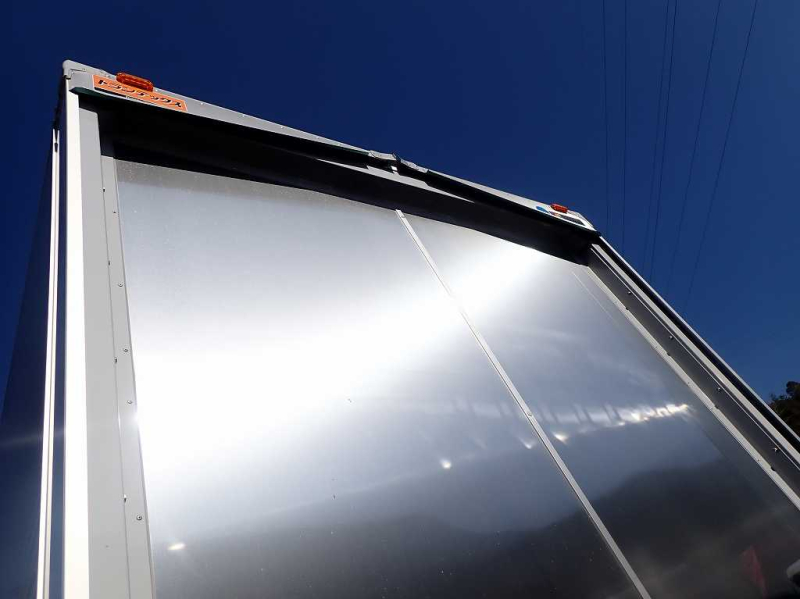 未使用 ハイルーフ 4軸低床 Rエアサス 7速 アルミホイール|中古トラックの販売・買取・査定のアイナビ