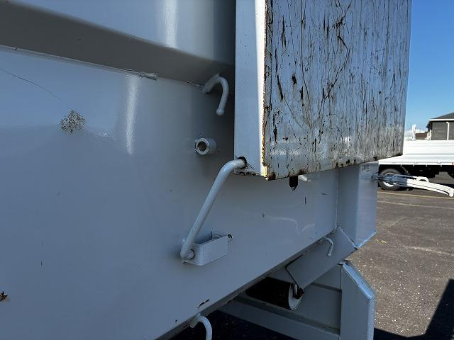 いすゞ ダンプ フォワード|中古トラックの販売・買取・査定のアイナビ