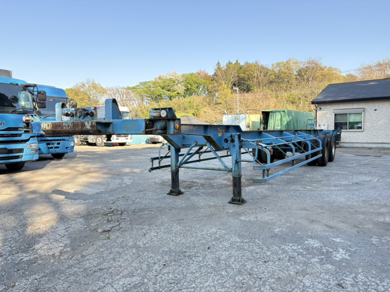 H18年式、海コンシャーシ40f2軸|中古トラックの販売・買取・査定のアイナビ