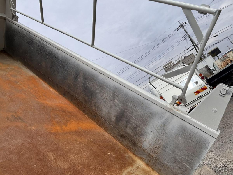 フォワード 増トンダンプ ベッドレス 積載7800kg|中古トラックの販売・買取・査定のアイナビ