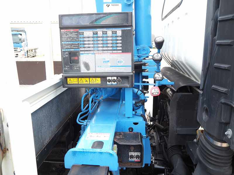 いすゞエルフワイド超ロング5段クレーンラジコン|中古トラックの販売・買取・査定のアイナビ