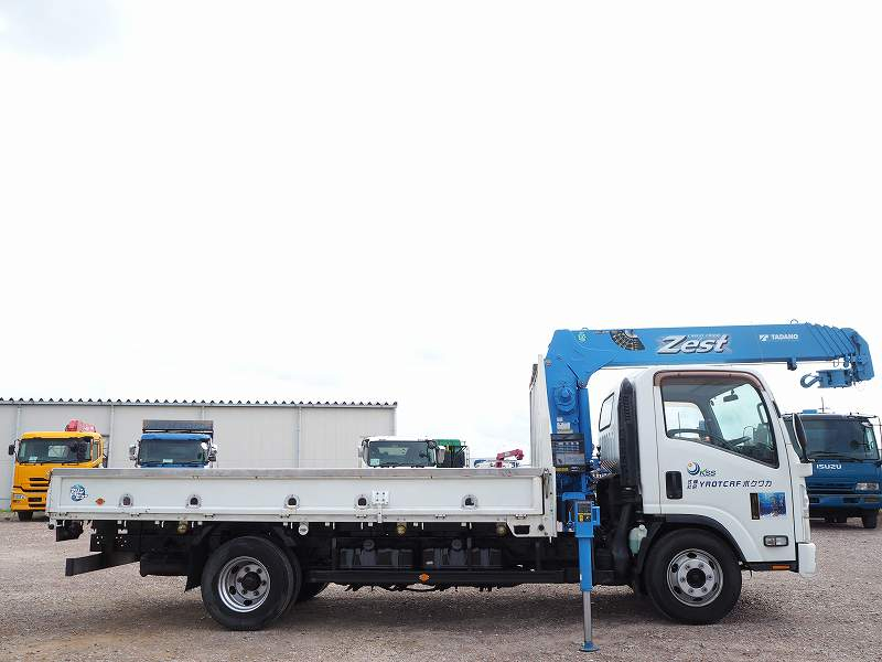 いすゞエルフワイド超ロング5段クレーンラジコン|中古トラックの販売・買取・査定のアイナビ