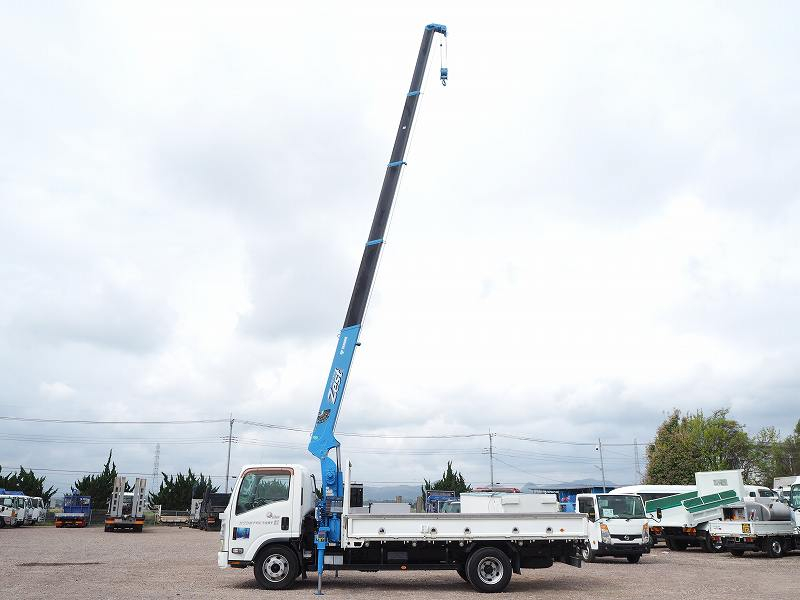 いすゞエルフワイド超ロング5段クレーンラジコン|中古トラックの販売・買取・査定のアイナビ