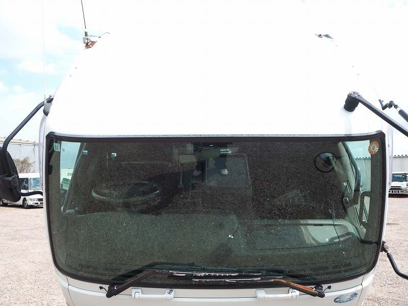 三菱ふそうファイター6.2mボディセーフティーローダー|中古トラックの販売・買取・査定のアイナビ