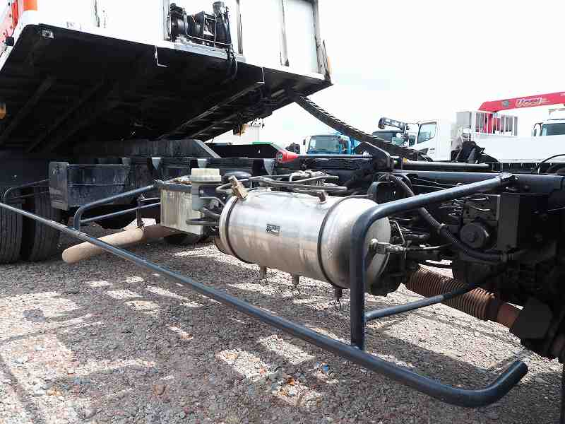 三菱ふそうファイター6.2mボディセーフティーローダー|中古トラックの販売・買取・査定のアイナビ