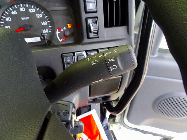 エルフ2t4WDFFL強化ダンプ未使用車|中古トラックの販売・買取・査定のアイナビ