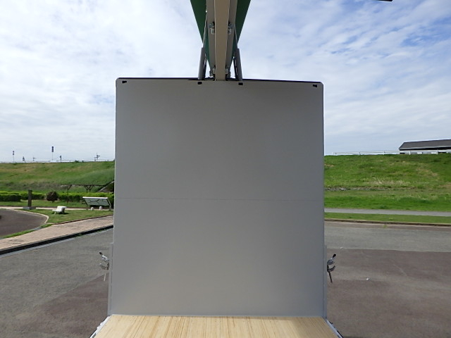 三菱令和8年式4軸低床アルミウィング車検付き|中古トラックの販売・買取・査定のアイナビ