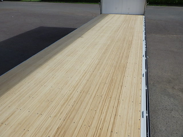 三菱令和8年式4軸低床アルミウィング車検付き|中古トラックの販売・買取・査定のアイナビ