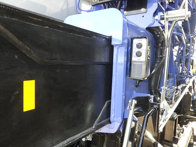 日野令和7年式☆セルフクレーン☆検切れプレート付き|中古トラックの販売・買取・査定のアイナビ