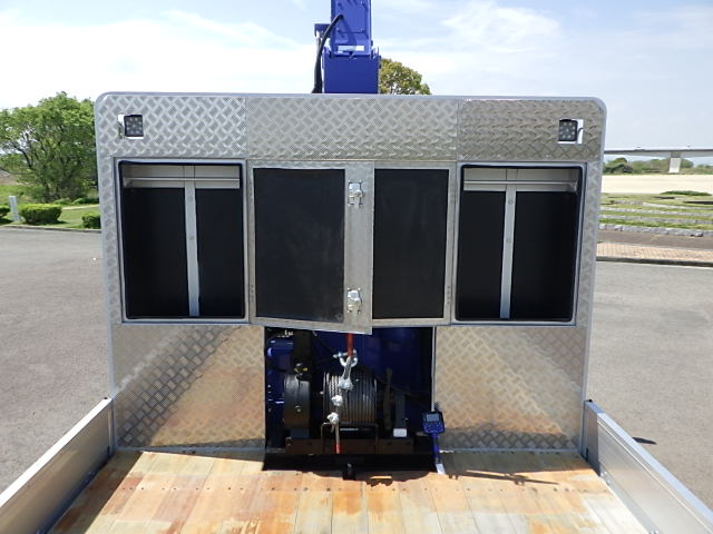 日野令和7年式☆セルフクレーン☆検切れプレート付き|中古トラックの販売・買取・査定のアイナビ