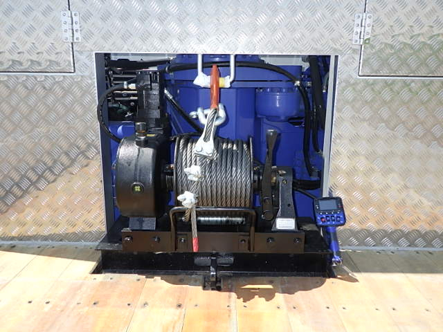 日野令和7年式☆セルフクレーン☆検切れプレート付き|中古トラックの販売・買取・査定のアイナビ