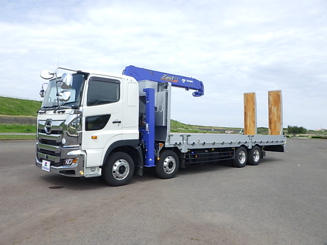 日野令和7年☆セルフクレーン☆自動歩み板付き検切れ|中古トラックの販売・買取・査定のアイナビ