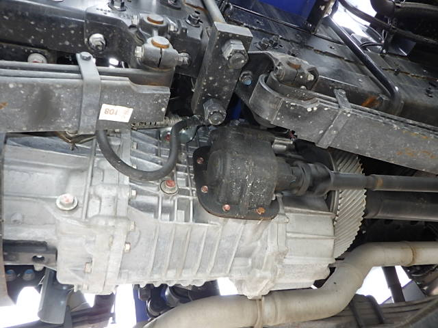 日野令和7年☆セルフクレーン☆自動歩み板付き検切れ|中古トラックの販売・買取・査定のアイナビ