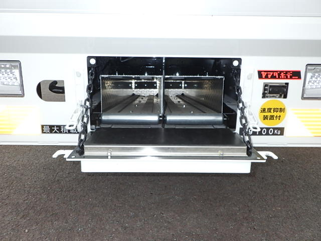 日野増トン仕様☆セルフクレーン☆山田ボデー|中古トラックの販売・買取・査定のアイナビ