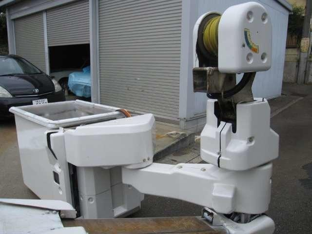 トヨタ|中古トラックの販売・買取・査定のアイナビ