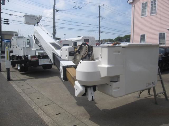 日野 特殊車両 デュトロ|中古トラックの販売・買取・査定のアイナビ