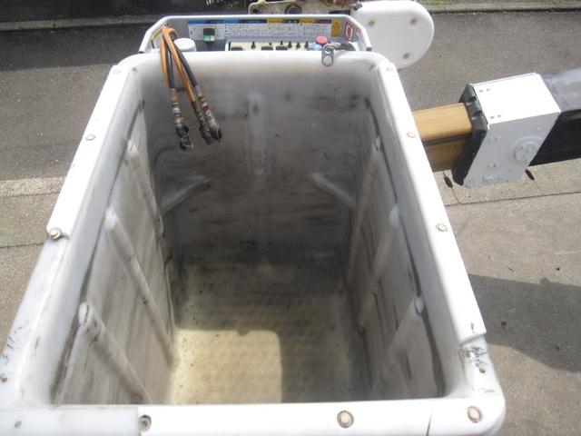 日野 特殊車両 デュトロ|中古トラックの販売・買取・査定のアイナビ