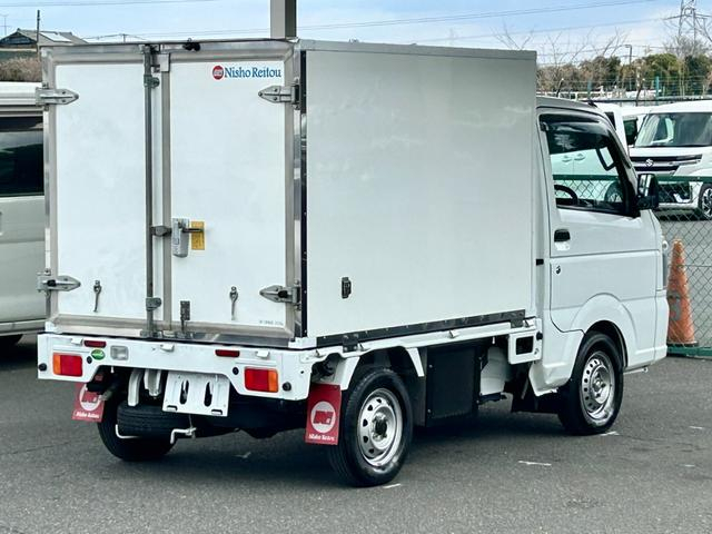 日産|中古トラックの販売・買取・査定のアイナビ