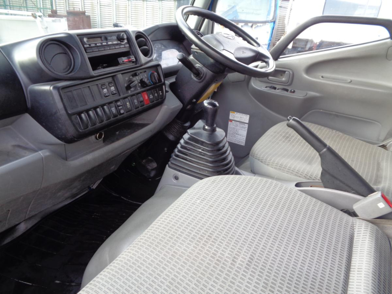 平成28年デュトロWキャブ4WD車検付き全込み金額171千㎞仕上げ済|中古トラックの販売・買取・査定のアイナビ