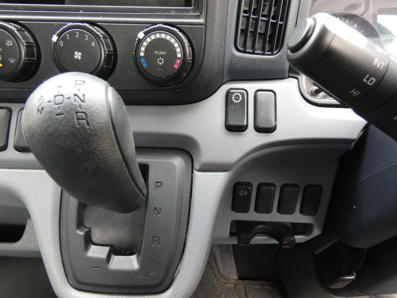 H242トン 平ボデー オートマ ETC|中古トラックの販売・買取・査定のアイナビ