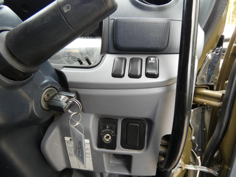 H232トン オ-トマ ダンプ|中古トラックの販売・買取・査定のアイナビ