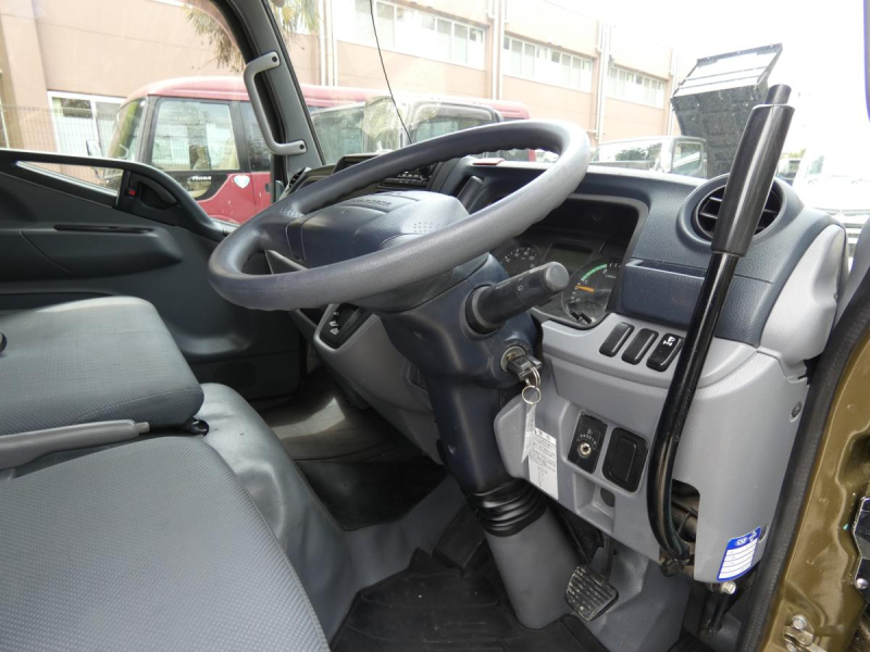 H232トン オ-トマ ダンプ|中古トラックの販売・買取・査定のアイナビ