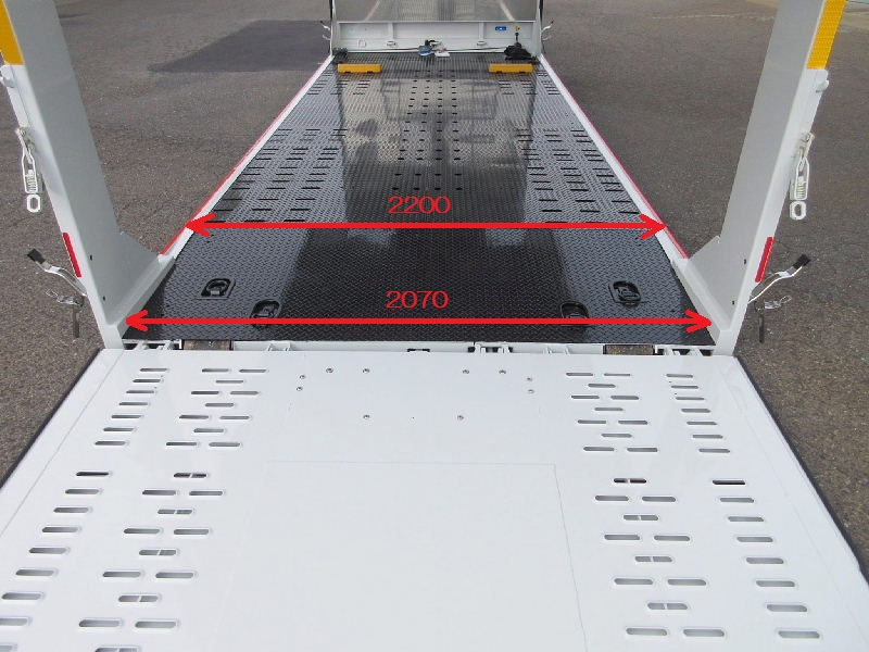 ★ウイング式(バン型)キャリアカー★積載2450kg★動画あり|中古トラックの販売・買取・査定のアイナビ