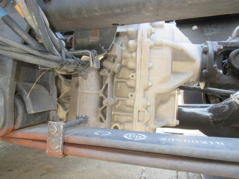 2PGクオンハイルーフ4軸低床シャーシ|中古トラックの販売・買取・査定のアイナビ