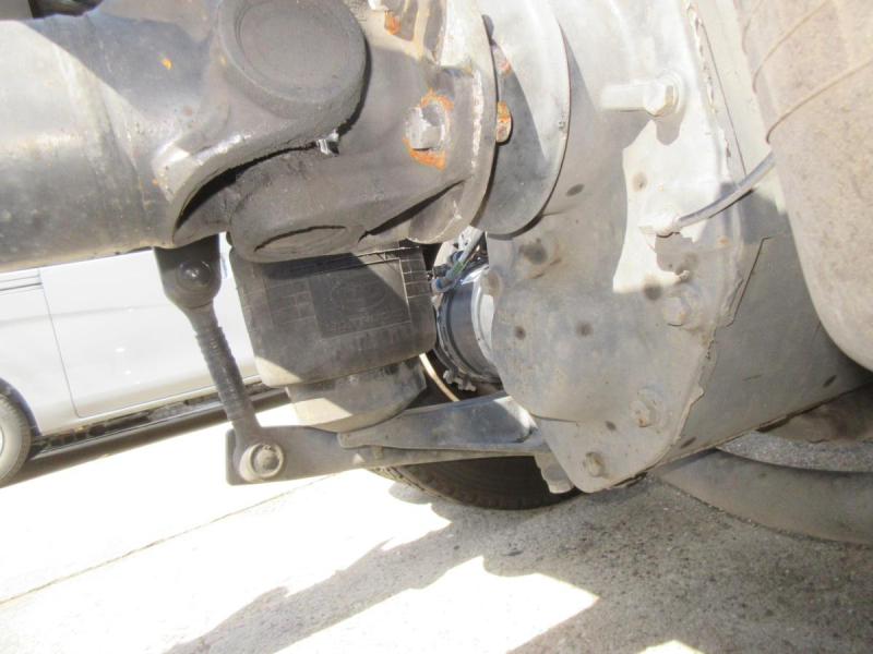 2PGクオンハイルーフ4軸低床シャーシ|中古トラックの販売・買取・査定のアイナビ