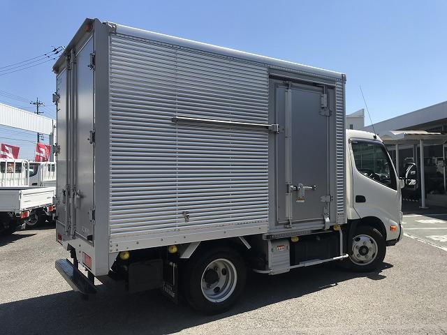 日野 バン車 デュトロ|中古トラックの販売・買取・査定のアイナビ