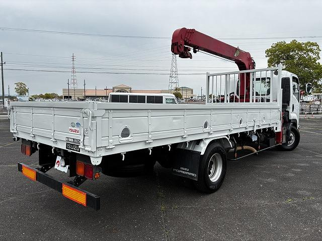 いすゞ 平ボディ フォワード|中古トラックの販売・買取・査定のアイナビ