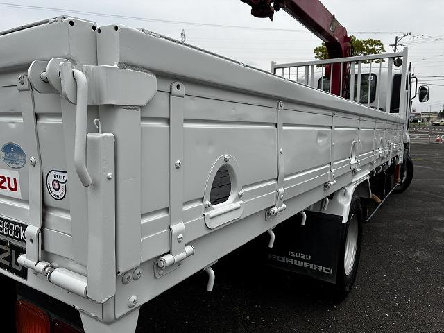 いすゞ 平ボディ フォワード|中古トラックの販売・買取・査定のアイナビ