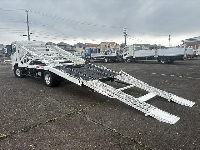 いすゞ 特殊車両|中古トラックの販売・買取・査定のアイナビ