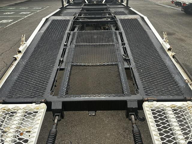 いすゞ 特殊車両|中古トラックの販売・買取・査定のアイナビ