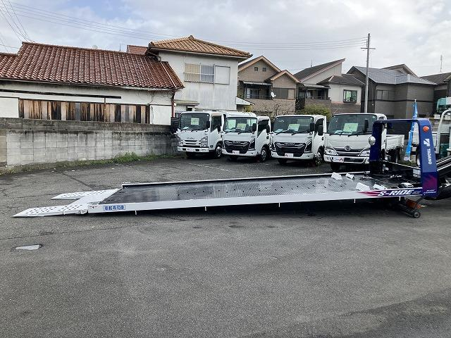 いすゞ 特殊車両|中古トラックの販売・買取・査定のアイナビ