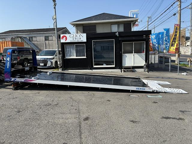 いすゞ 特殊車両|中古トラックの販売・買取・査定のアイナビ