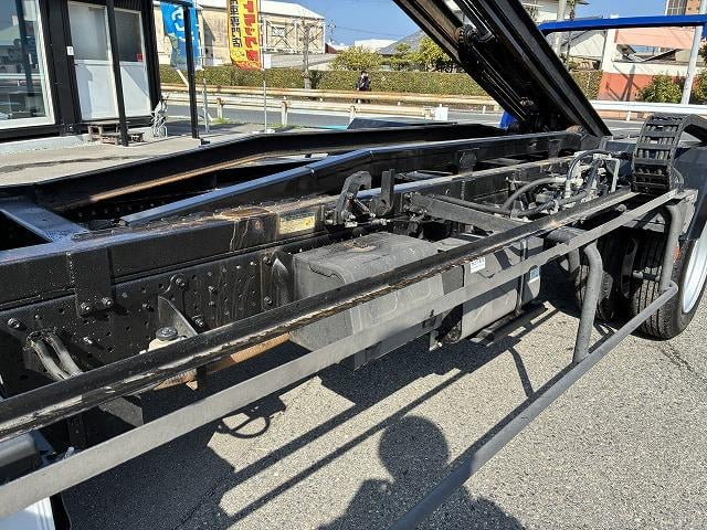 いすゞ 特殊車両|中古トラックの販売・買取・査定のアイナビ