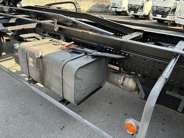 いすゞ 特殊車両|中古トラックの販売・買取・査定のアイナビ