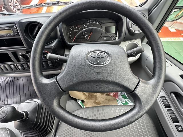 トヨタ|中古トラックの販売・買取・査定のアイナビ