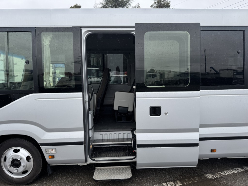 マイクロバス28人乗りGX自動スライドドアAT|中古トラックの販売・買取・査定のアイナビ