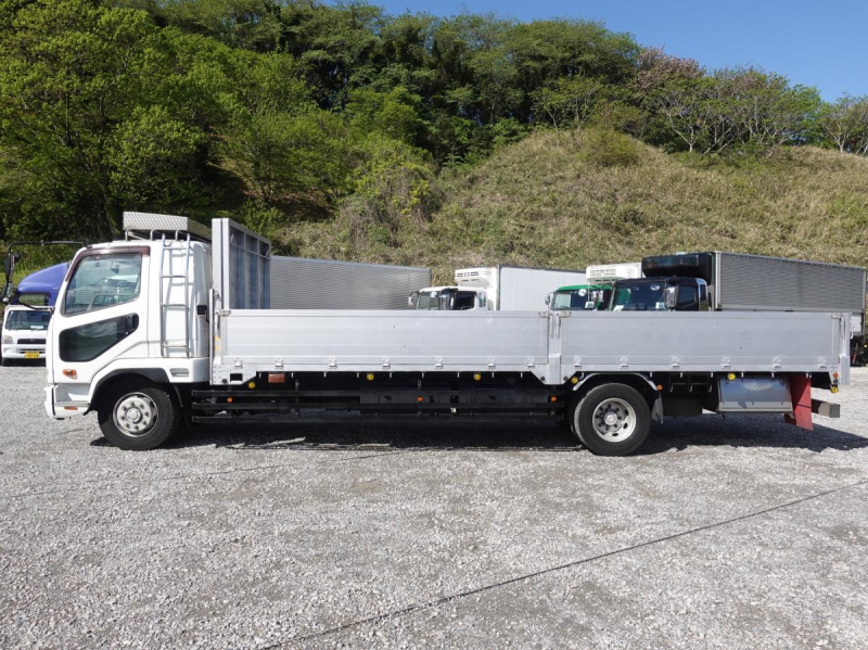 増トンワイド平ボディー|中古トラックの販売・買取・査定のアイナビ