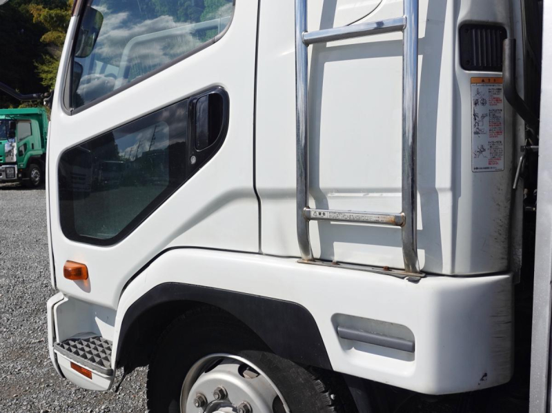 増トンワイド平ボディー|中古トラックの販売・買取・査定のアイナビ