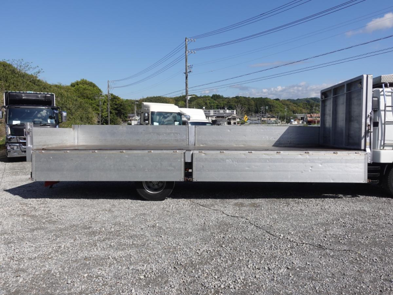 増トンワイド平ボディー|中古トラックの販売・買取・査定のアイナビ